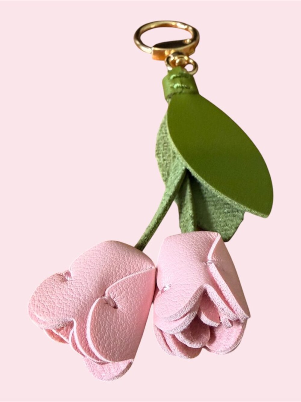 PINK ROSE BAG CHARM IN FAUX LEATHER